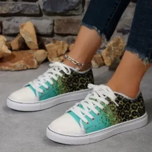 Lipasij Fashion Casual Plus Size Star Round Toe Lace-Up Sneakers